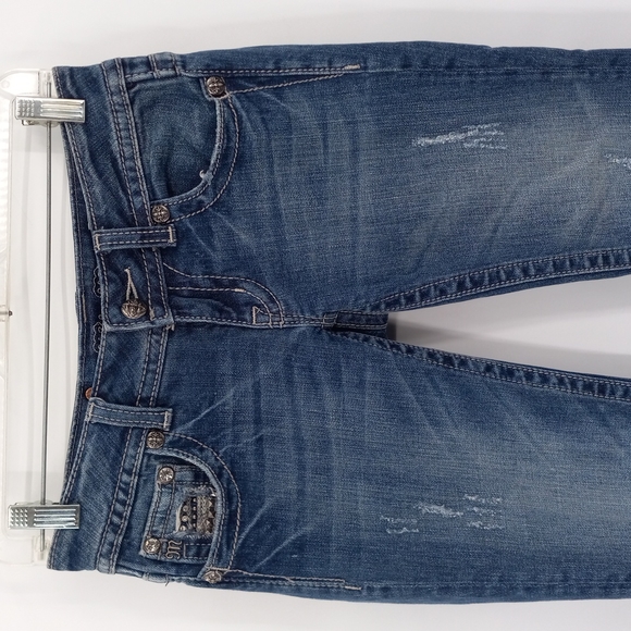 Miss Me Capri Jeans Back Flap Pockets Low Rise Embellished Medium Wash Size 26 - Picture 3 of 12